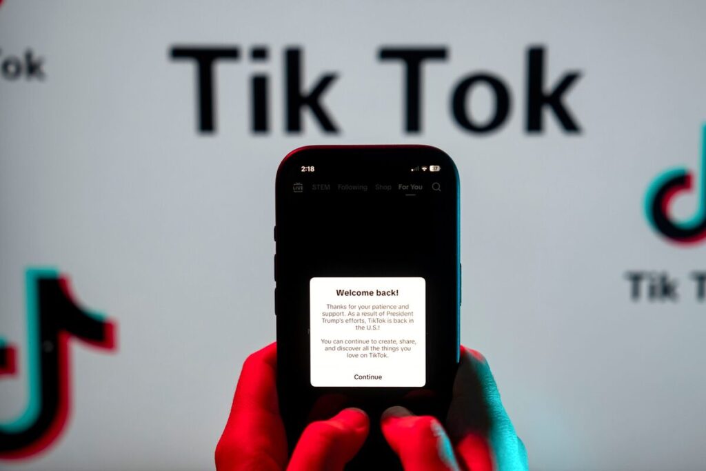 ＥＵ、TikTokがＩＴ規制違反疑いと指摘－制裁金課される可能性も - Bloomberg