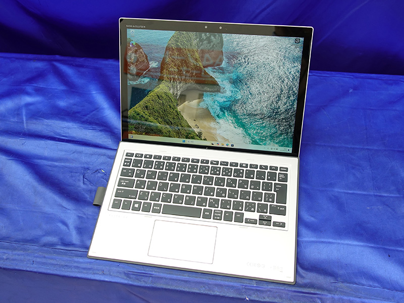 タッチ対応の高解像度液晶や第8世代Core i5搭載の2in1 PCが24,800円！中古品が大量入荷 - AKIBA PC Hotline!