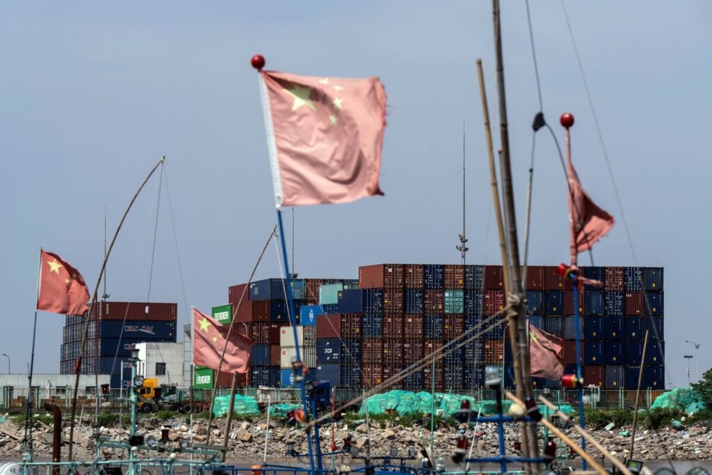対米貿易交渉、中国の強硬戦術で力学に変化-交渉カードを各国再考も – Bloomberg 対米貿易交渉、中国の強硬戦術で力学に変化-交渉カードを各国再考も - Bloomberg