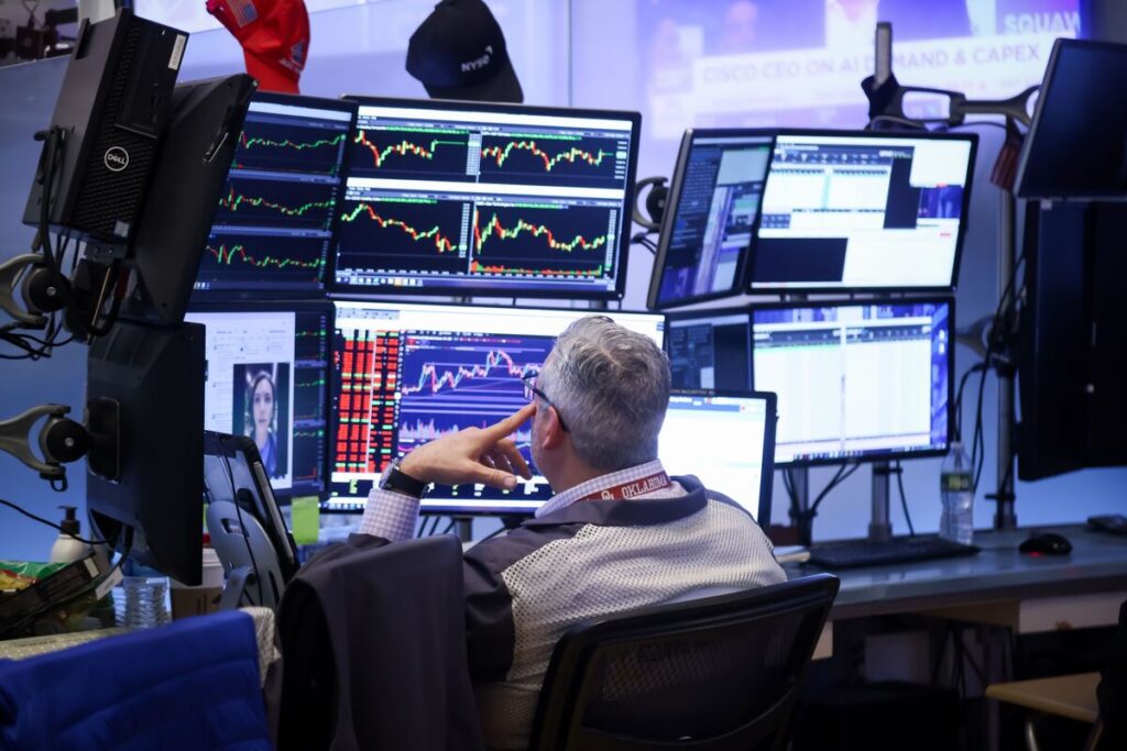 「米国売り」再燃、ムーディーズの格下げで米30年国債利回り５％到達 - Bloomberg