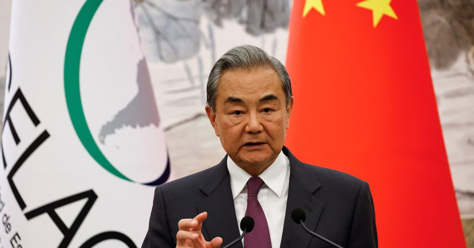 グリーンランド問題、中国はデンマークの主権を全面尊重＝外相 | ロイター