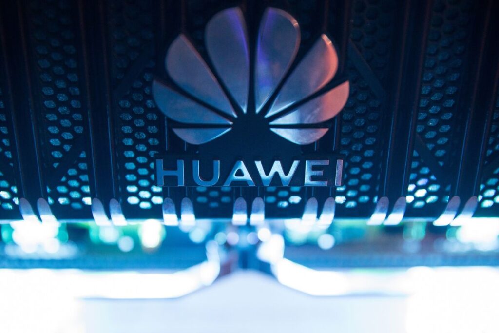 中国が米国を非難、華為製ＡＩ半導体使用巡る指針は「合意損ねる」 - Bloomberg