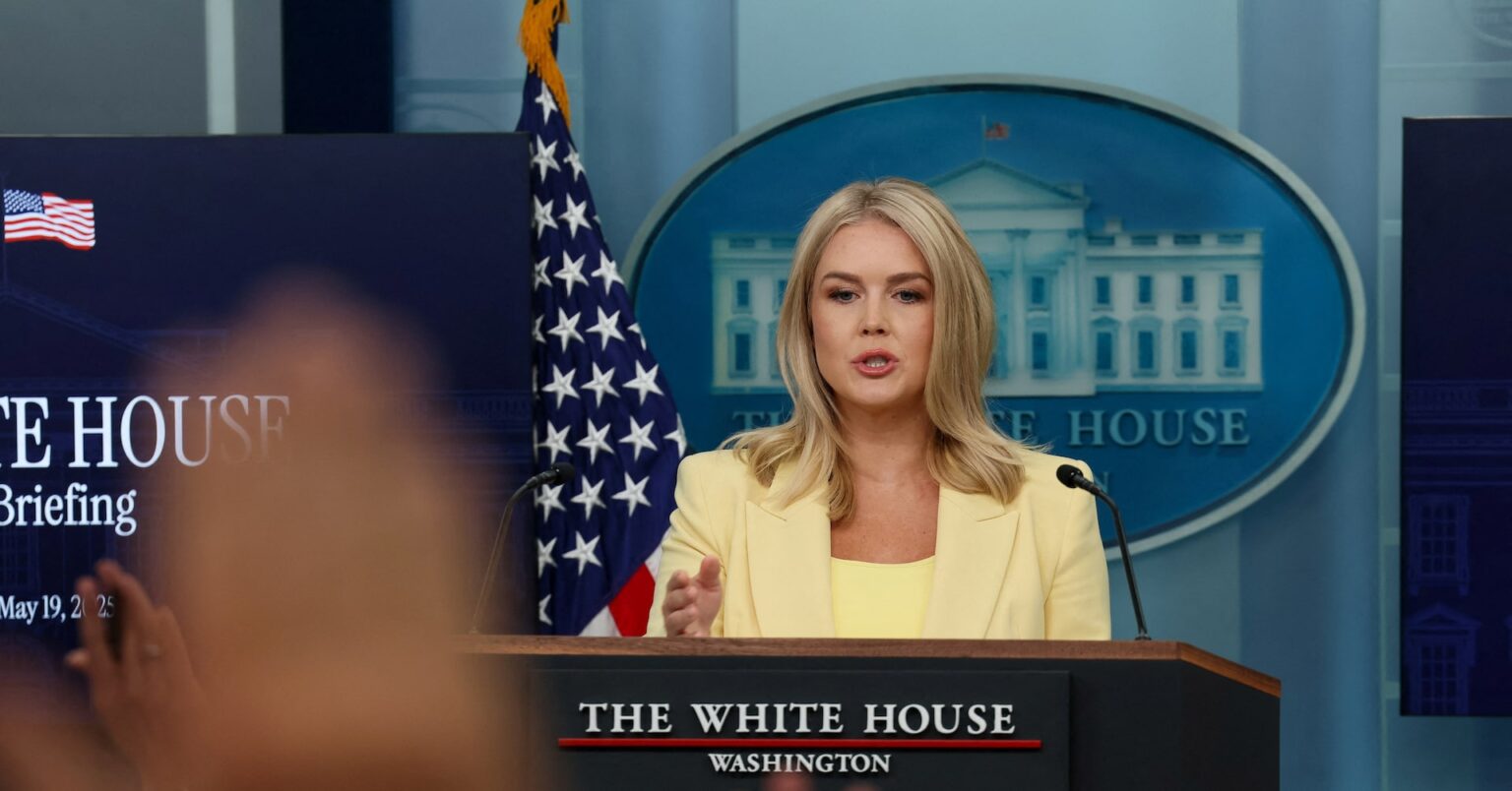 米ホワイトハウス、共和党議員にトランプ減税法案の支持呼びかけ | ロイター