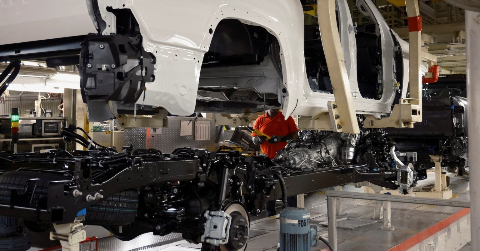 焦点：「米国産日本車」逆輸入案も、トランプ関税譲歩狙う　近く赤沢氏訪米 | ロイター