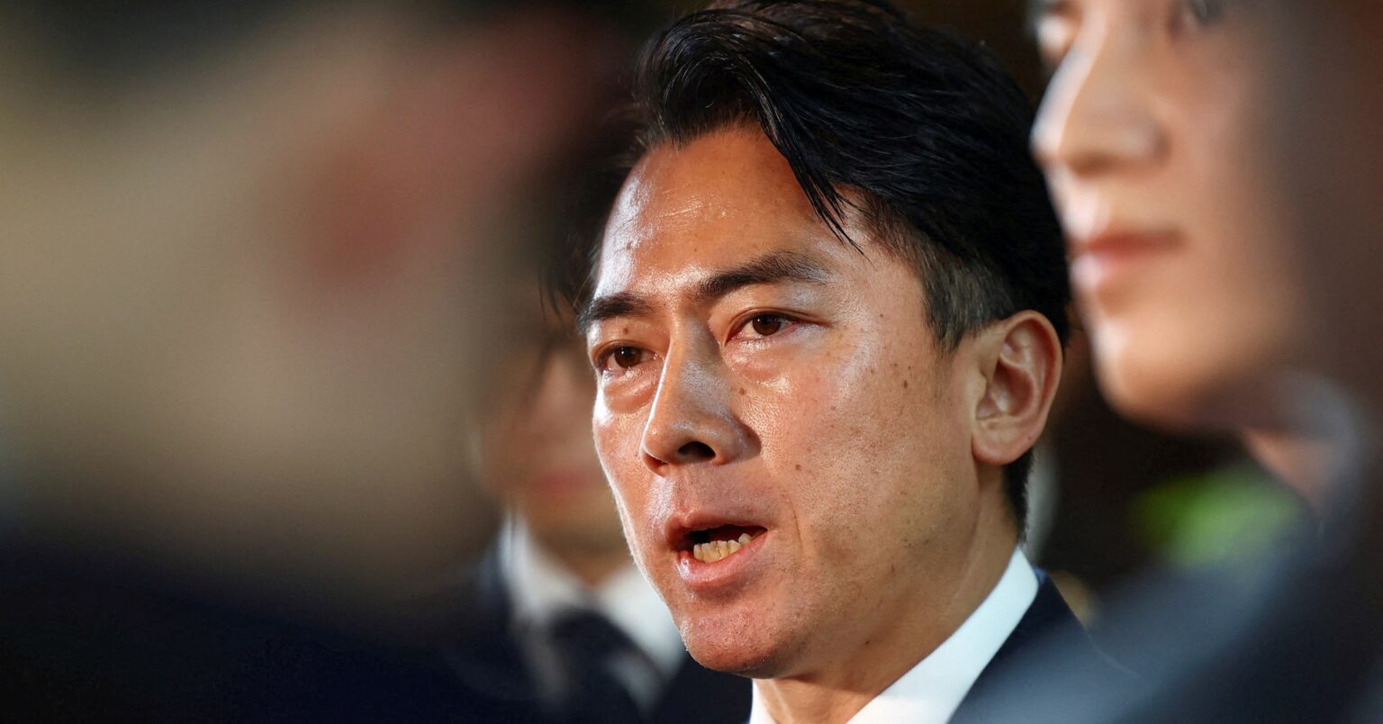 新たな農相に小泉進次郎氏を起用＝石破首相 | ロイター