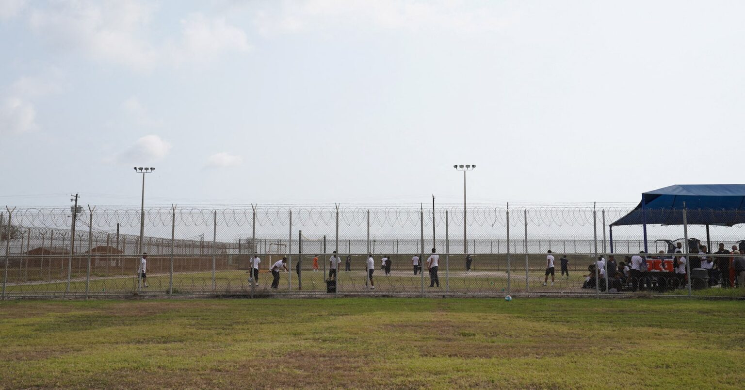 南スーダンへ移民らを強制送還、命令に反していると米判事が指摘 | ロイター