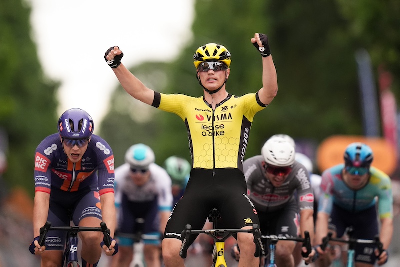 【ジロ・デ・イタリア】コーイがスプリント優勝…デルトロがボーナス2秒獲得 - PRESSPORTS