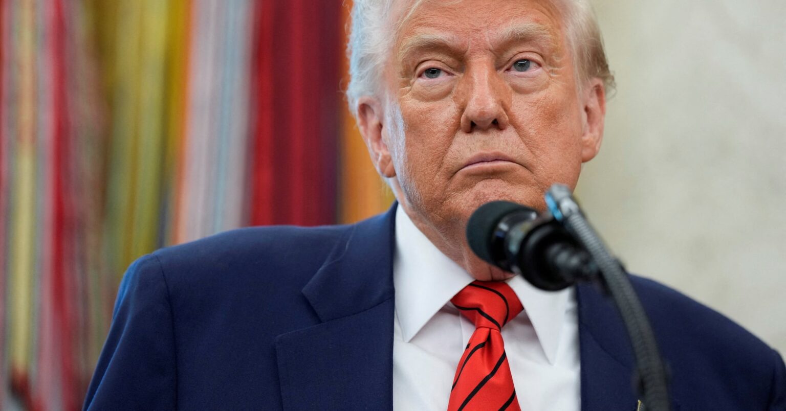 トランプ氏、新たな関税戦争 EUとアップルに矛先 | ロイター トランプ氏、新たな関税戦争 EUとアップルに矛先 | ロイター