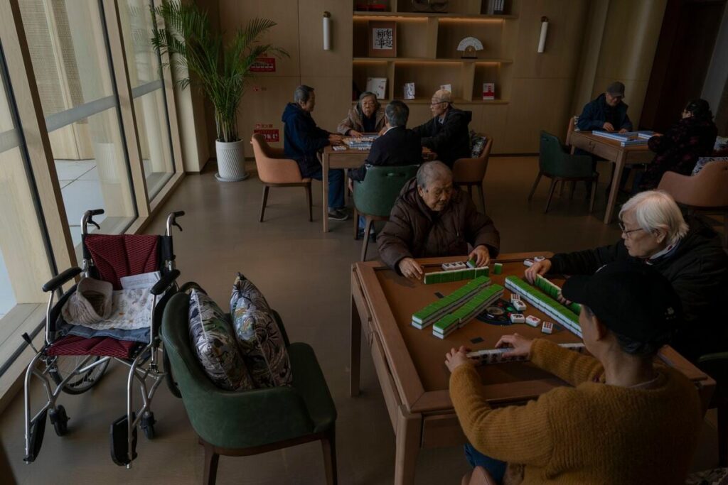 中国がはまる介護地獄、高齢者すでに2億人超…経済低迷が追い打ち、カネがあってもろくな介護を受けられず家族崩壊 【JBpressセレクション】(1/3) | JBpress (ジェイビープレス)