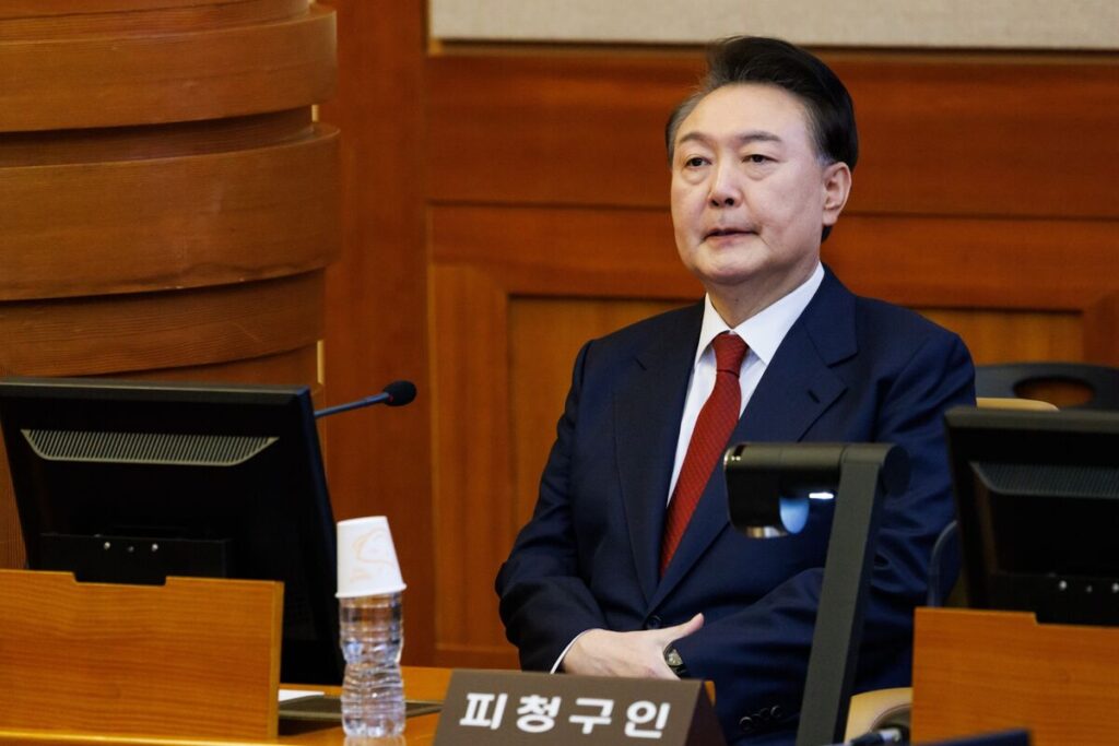 韓国の尹大統領、職務復帰なら憲法改革に注力と訴え－弾劾審判が結審 - Bloomberg