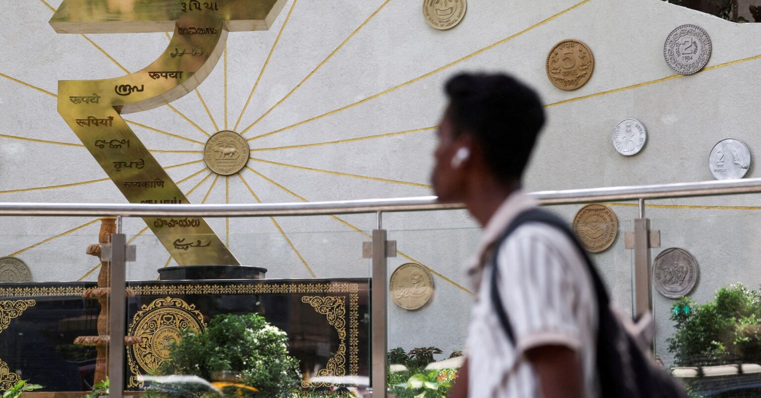 インド中銀、国内銀行の海外向けルピー建て融資の認可を要請＝関係筋 | ロイター