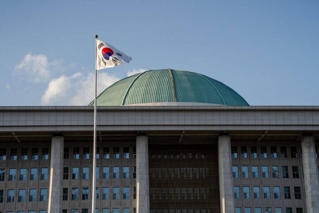 韓国大統領の２回目弾劾案、14日午後４時から採決－支持率最低に - Bloomberg