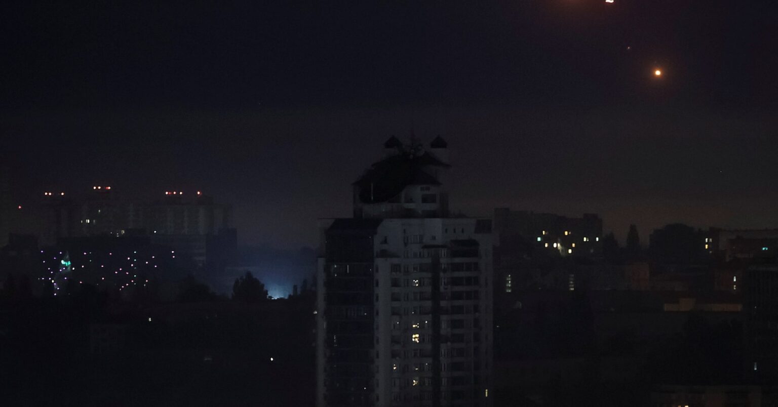 ロシア軍、無人機60機でウクライナ攻撃　規模は縮小 | ロイター