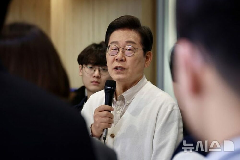 「李在明を刺せば金をやる」…韓国大統領選1週間前、卑劣な「殺人教唆」投稿に波紋　写真枚　国際ニュース：AFPBB News