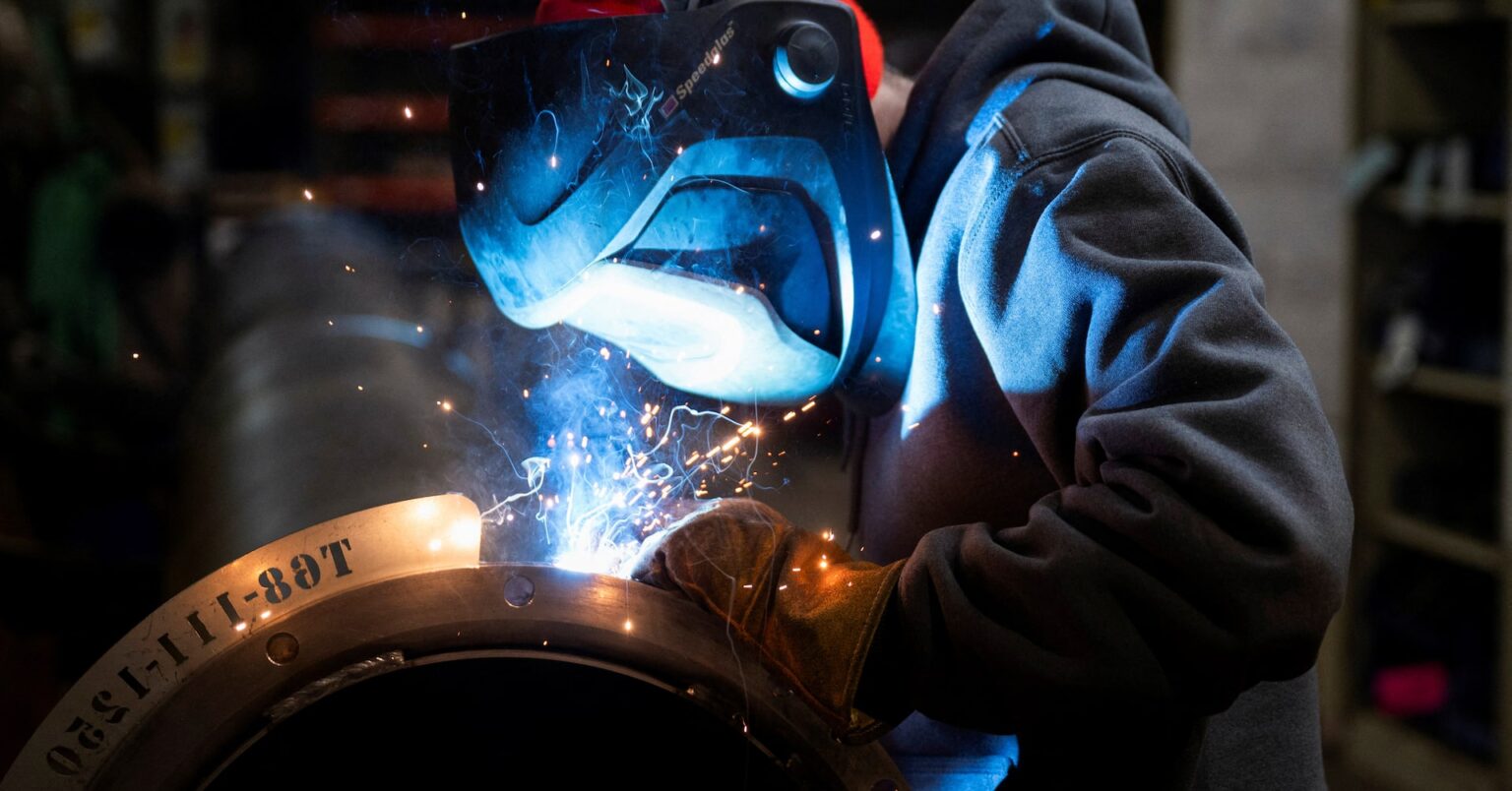 米耐久財受注、4月のコア資本財1.3％減　設備投資の軟化示唆 | ロイター