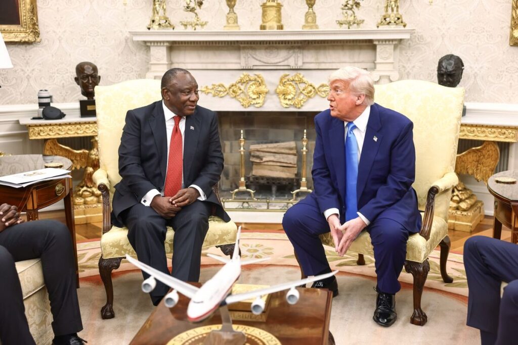｢照明を落とせ｣とトランプ氏、その時の気持ちを南ア大統領が振り返る - Bloomberg