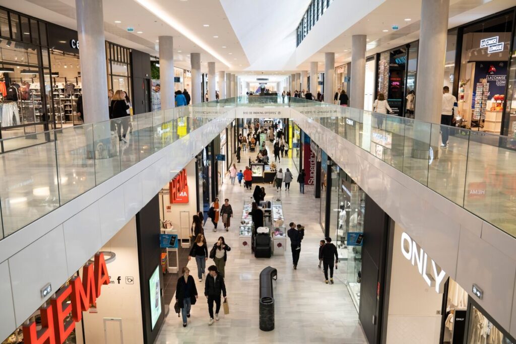 フランスのインフレ率、４年半ぶり低水準－心強いと仏中銀総裁 - Bloomberg