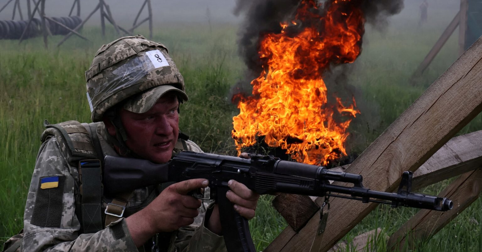 ウクライナ軍、兵器製造施設にドローン攻撃　ロシアは撃退と主張 | ロイター