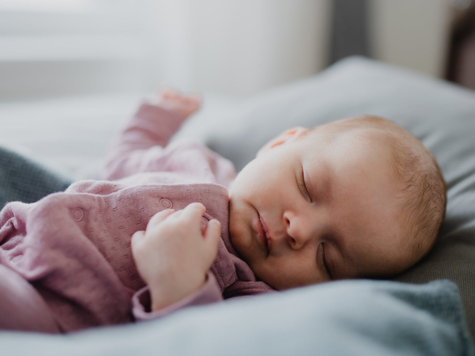 出産を取得するべきではありません。教育を受けた女性には子供がいます。