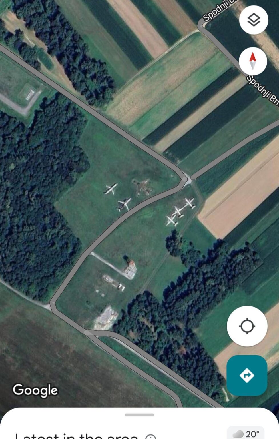 Brnikの航空機