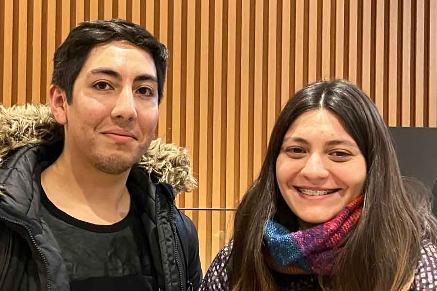 チリから来た（左から）フェリペさんとアイリーンさん【写真：Hint-Pot編集部】