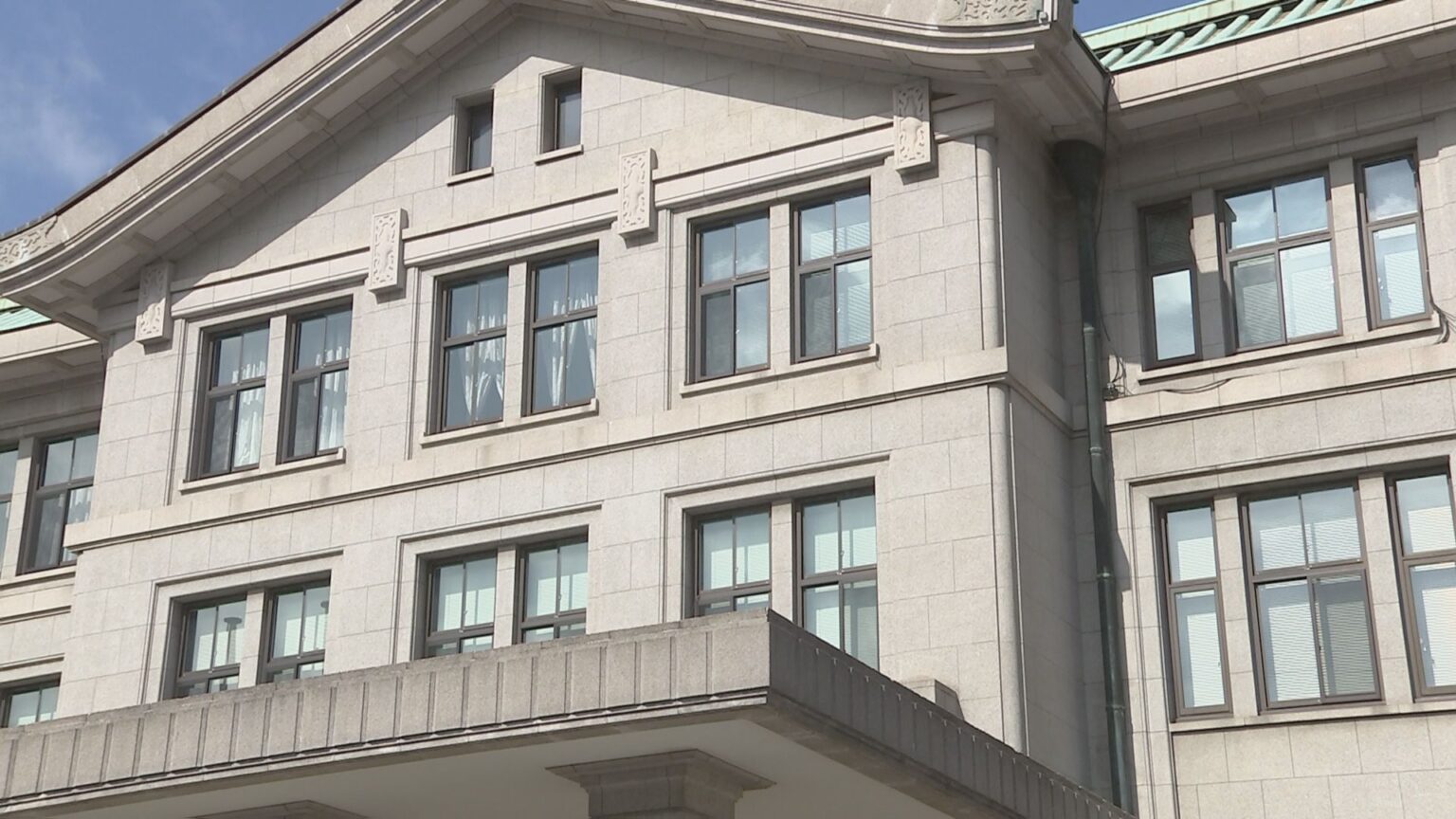 【速報】天皇皇后両陛下らの側近が私的生活費360万円を盗んだとして懲戒免職　すでに全額弁済　宮内庁（TBS NEWS DIG Powered by JNN）