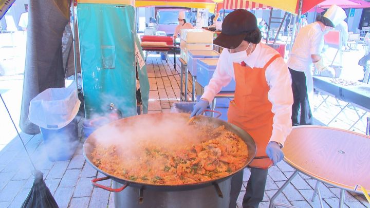 直径約1mで一度に50人前分…志摩スペイン村でGW限定の「大鍋パエリア」東部発祥の郷土料理 | 東海テレビNEWS