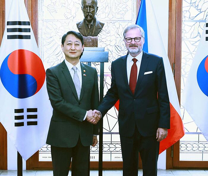 新原発事業契約の執行停止仮処分巡り韓国代表団におわび、チェコ側は来週棄却申請 - 朝鮮日報