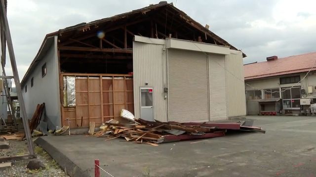 山形市内で強風で建物の壁が崩れるなどの被害相次ぎ１人けが 山形県内は庄内地方に一時暴風警報（YBC山形放送） - Yahoo!ニュース - Yahoo!ニュース