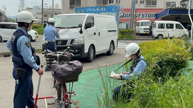 横断歩道を渡っていた自転車が車にはねられる事故 女性(60代)が救急搬送 福島市（福島中央テレビ） - Yahoo!ニュース - Yahoo!ニュース