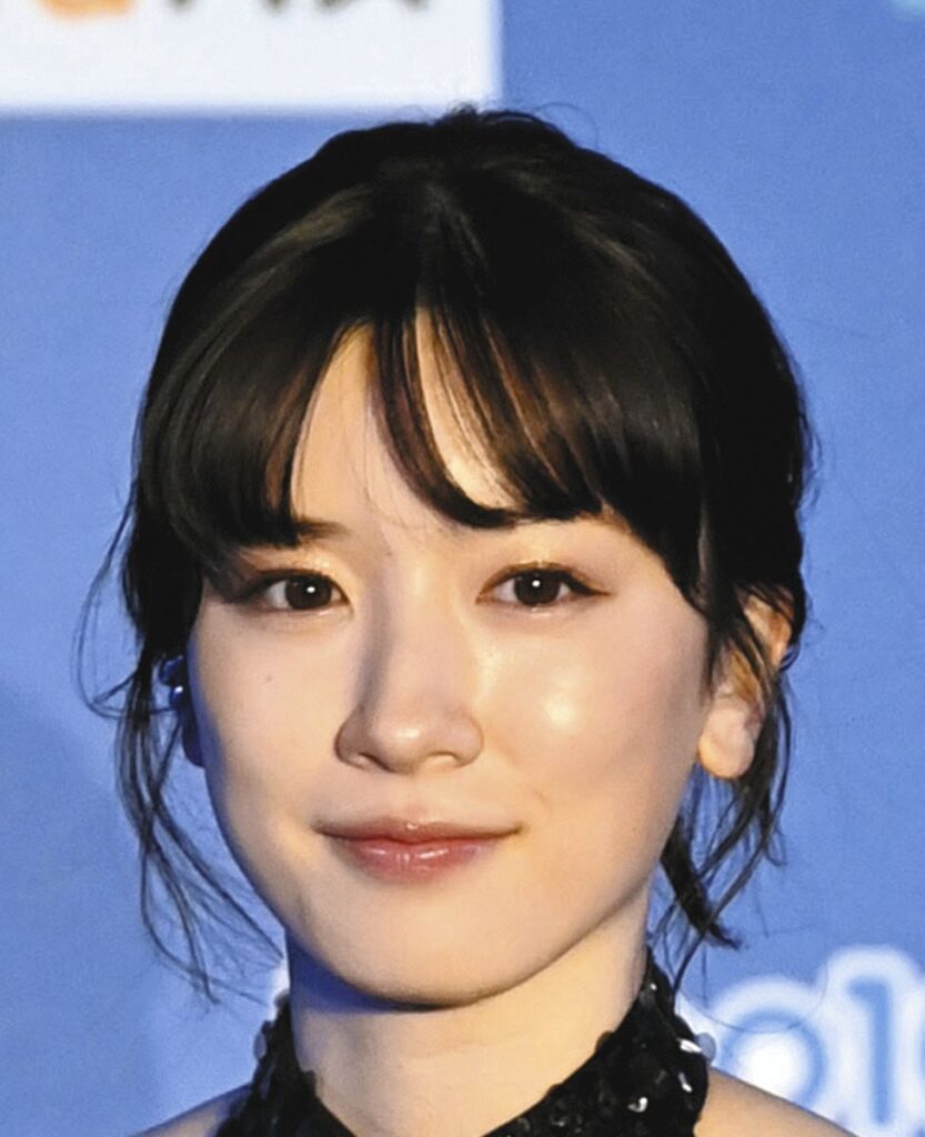 永野芽郁、涙の謝罪「お騒がせしてすみません」声詰まらせる 大泉洋がハンカチ差し出しフォロー 永野のものまねで笑いを誘い、場を和ませる（中日スポーツ） - Yahoo!ニュース