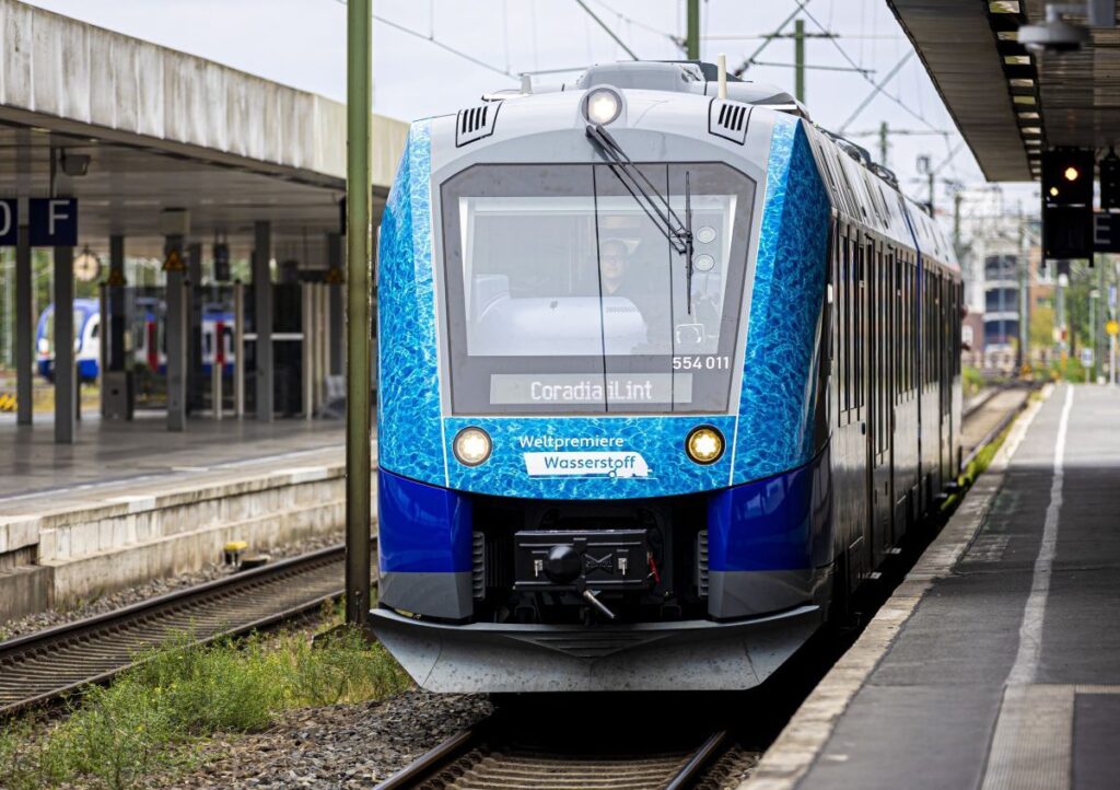 スペイン大停電で「水素鉄道」に注目集まる 災害対策と銅高騰でニーズより鮮明に（Forbes JAPAN） - Yahoo!ニュース - Yahoo!ニュース