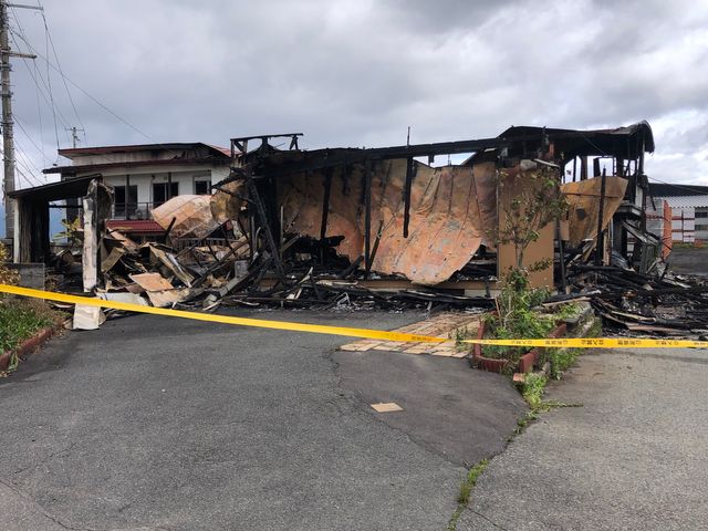 山形県長井市で住宅1棟全焼し隣の住宅も焼ける火事 けが人なし（YBC山形放送） - Yahoo!ニュース - Yahoo!ニュース