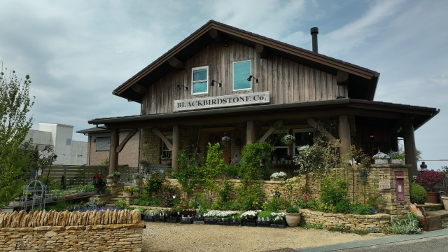 舞台監督の家主、42歳で転職→英国式の石積み職人に　注目集める“進化系ログハウス”【住人十色】 | ORICON NEWS | 国内海外のニュース