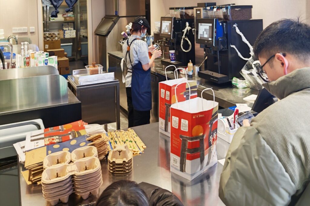 ラッキンコーヒー、スマホアプリによって変わる価格設定が物議―中国