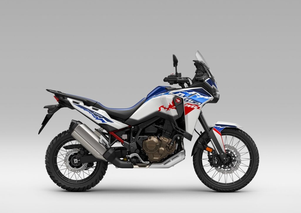 25YM ホンダ CRF1100L アフリカツイン：リニューアルされたオールテレインアドベンチャー - Motociclismo