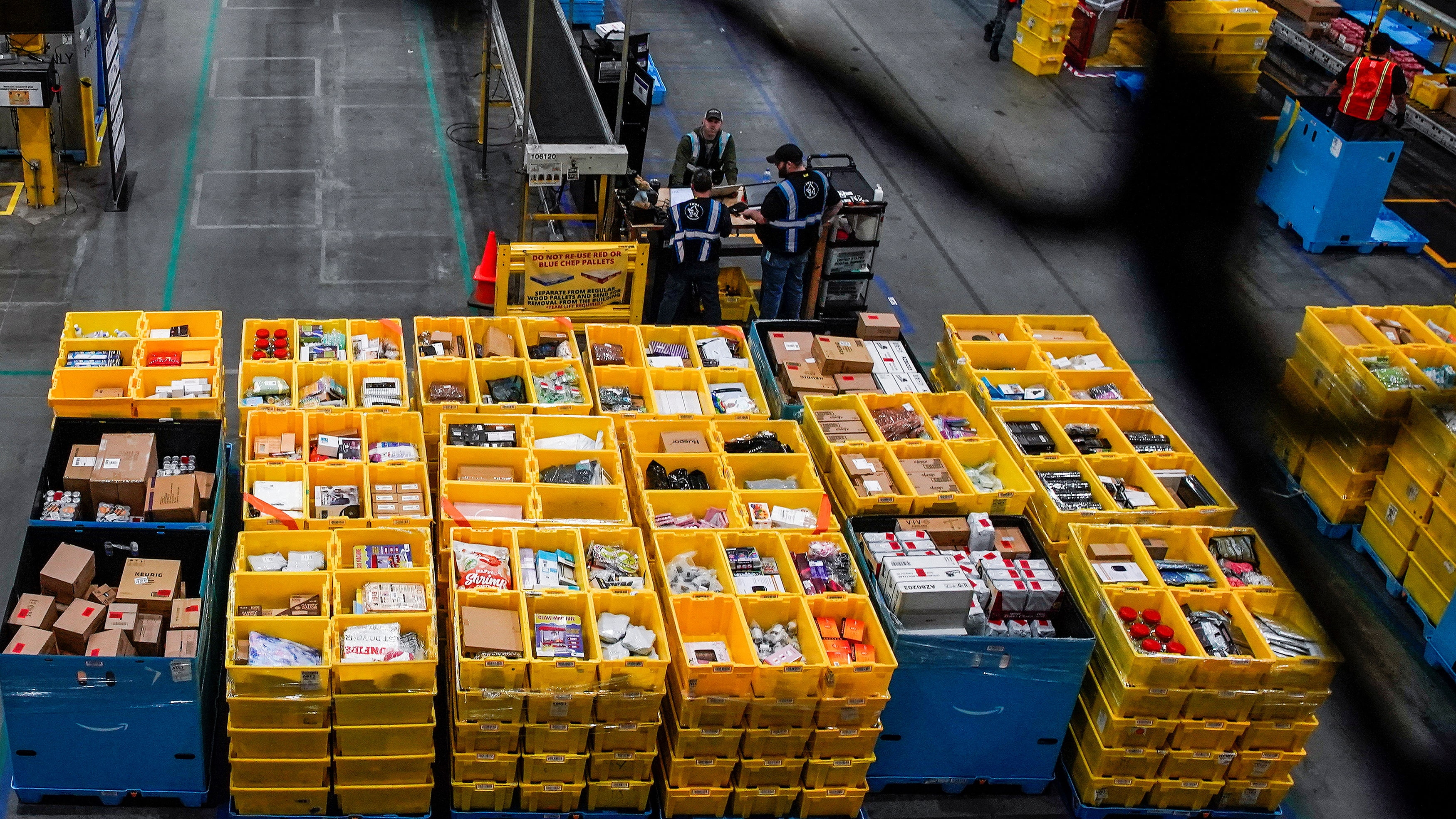 アマゾン、40億ドルを投じて米国の地方配送網拡充へ