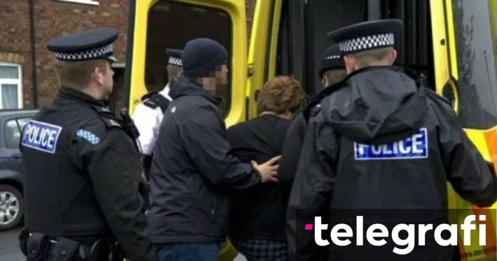ベルギーに指名された、アルバニア人はイギリスで13年後に逮捕された