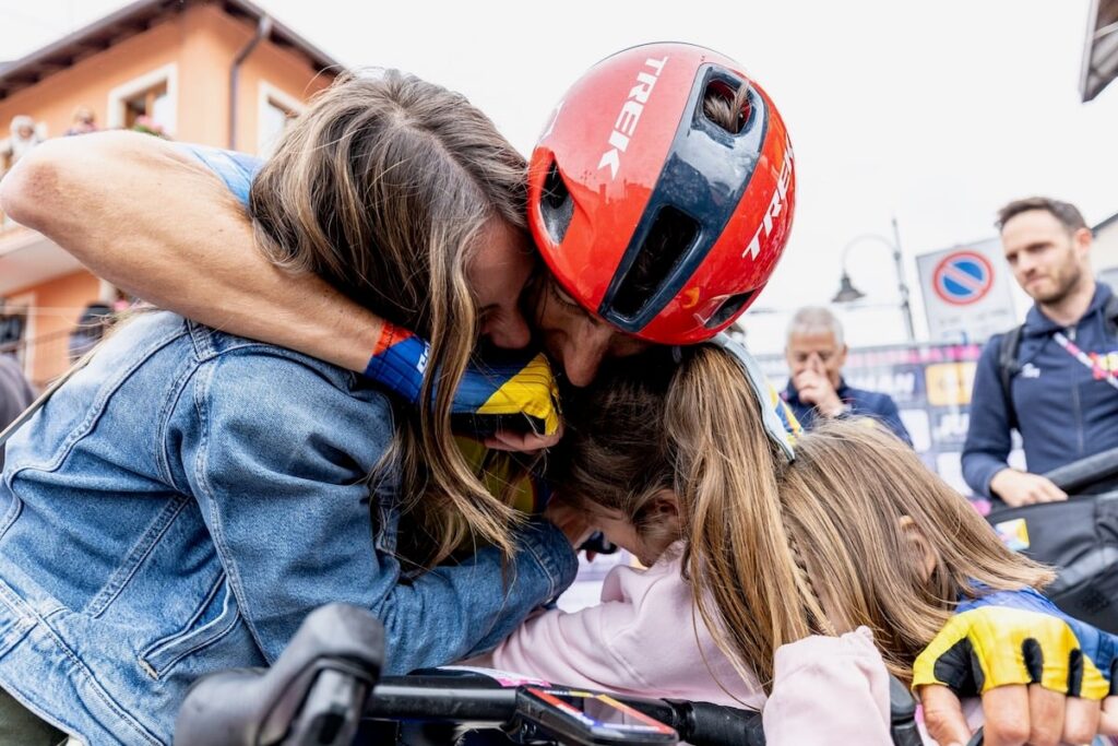 ベローナ「チームのために勝利を目指した」ベルナル「僕らに失うものはない」 - ジロ・デ・イタリア2025第15ステージ選手コメント | cyclowired