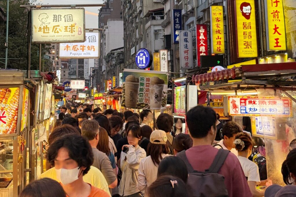 日本人観光客が台湾の「たばこの臭い」を指摘、台湾ネット民からは反論も―台湾メディア