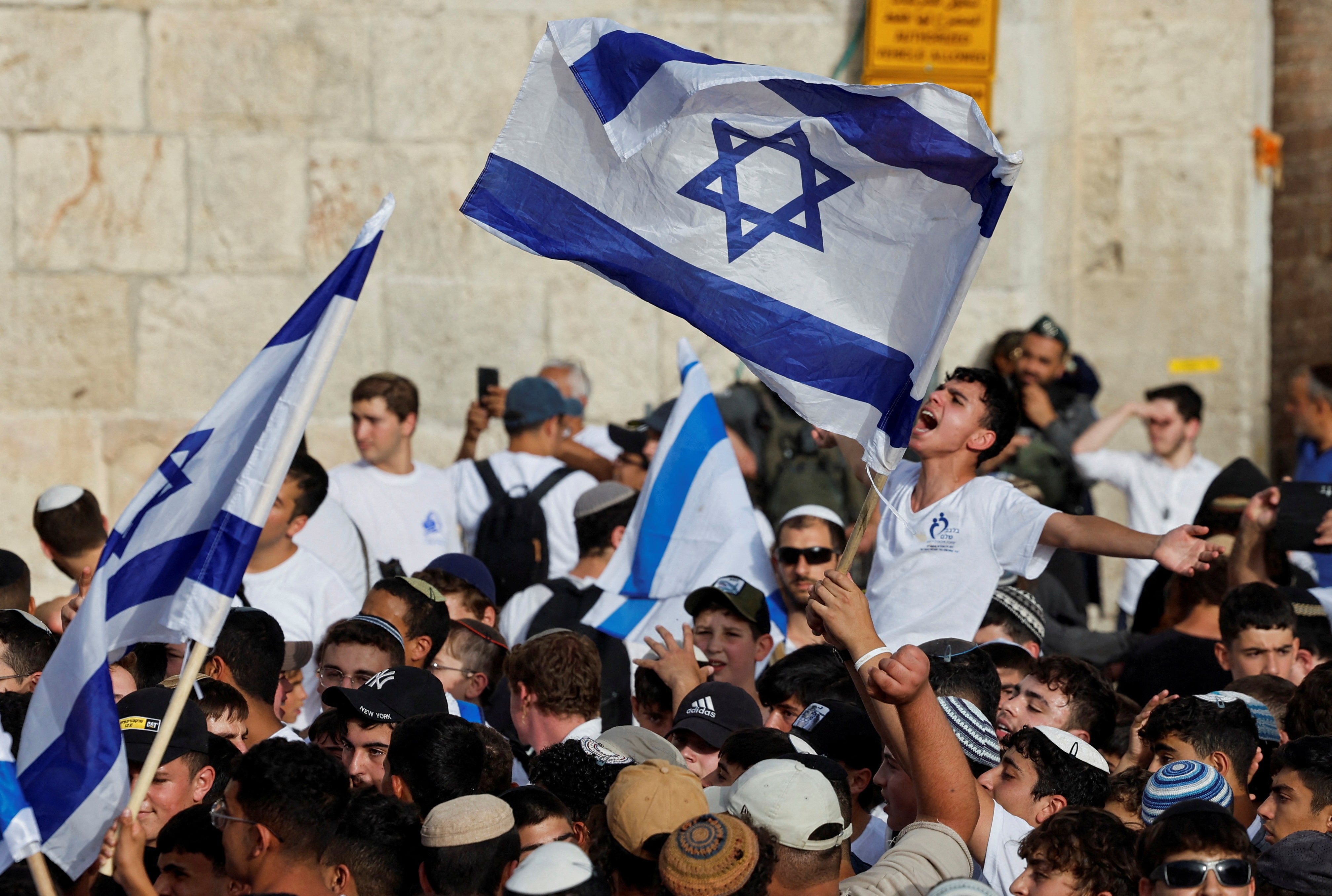 極右系ユダヤ人、エルサレムで行進　暴力行為で混乱