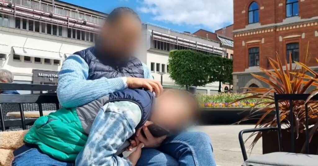 虐待で虐待で告発され、7歳 - 西 - 今、13歳のアダムは家に引っ越すことを許可されています