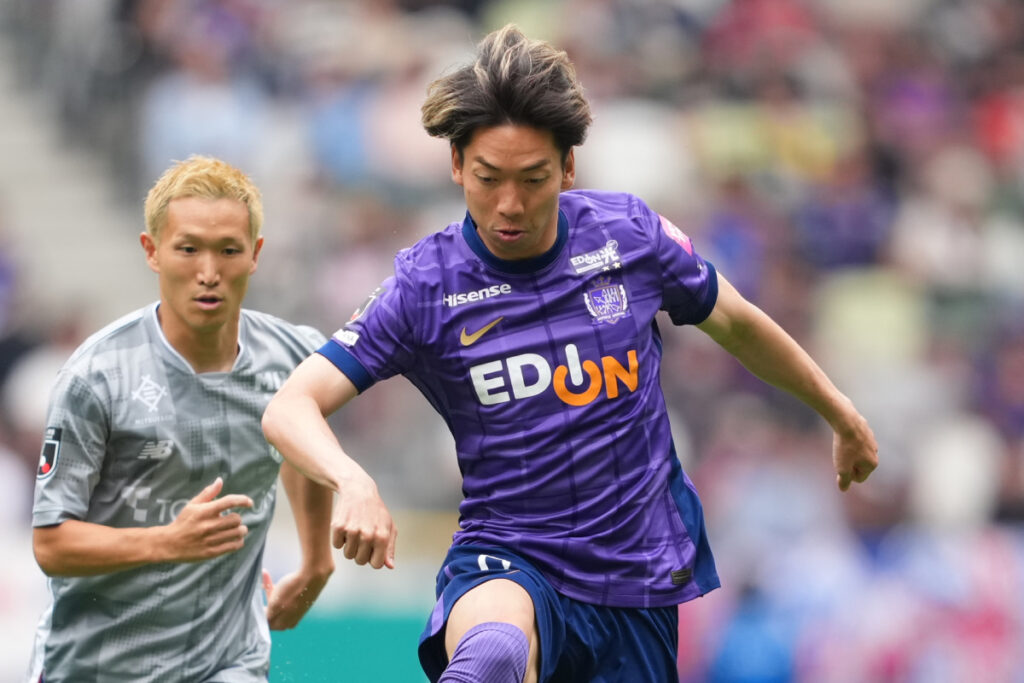 まさしく再覚醒。今の川辺駿には「背番号6」が似合う。サンフレッチェ広島は「意識の調整」で再浮上する【コラム】 - フットボールチャンネル