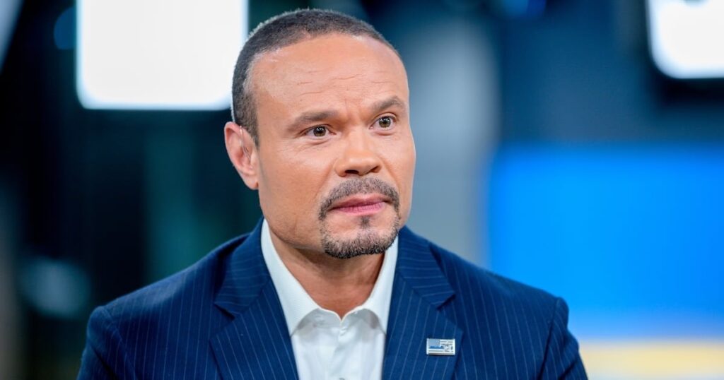 マガは、トランプのFBIのボスがエプスタインが自殺したと言った後、ベサークになります。 Kash PatelとDan Bonginoは、エプスタインの死は自殺であると述べて、インターネットの陰謀の群れを却下しました。