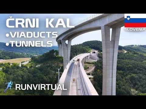スロベニアでのランニング：eRni Kalの2TDK鉄道建設現場