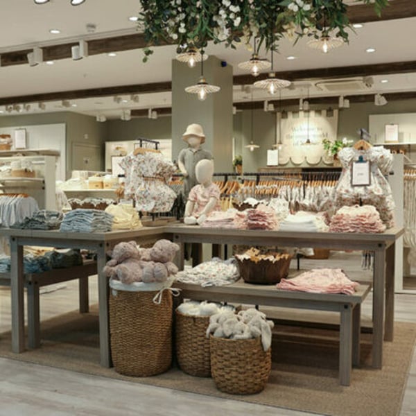 ウィンザーにまもなくオープンするニュービー、今年中に英国で13店舗を目指す拡大計画 - FashionNetwork 日本