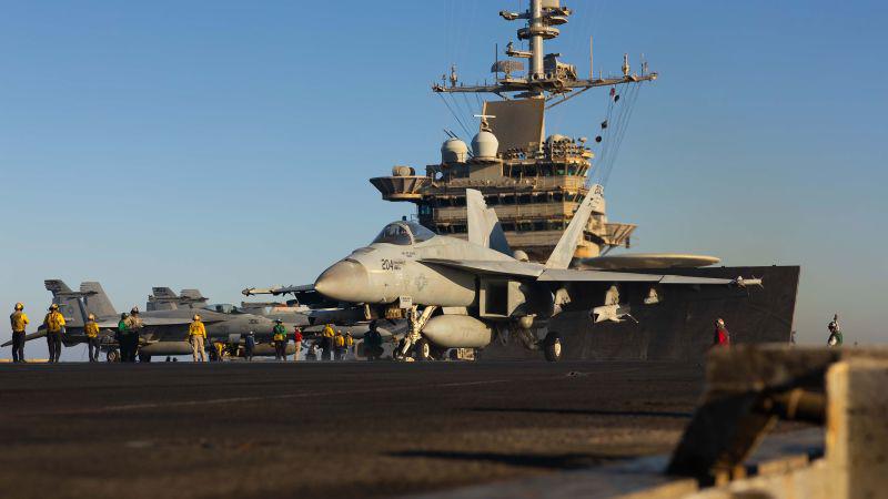 2番目の米国海軍ジェットは、トルーマン航空機の運送業者から海で失われます