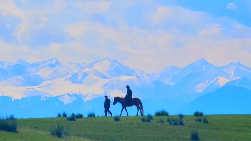 ＜写真特集＞天山山脈の奥深くにある村、詩的な情景と温もりに包まれて