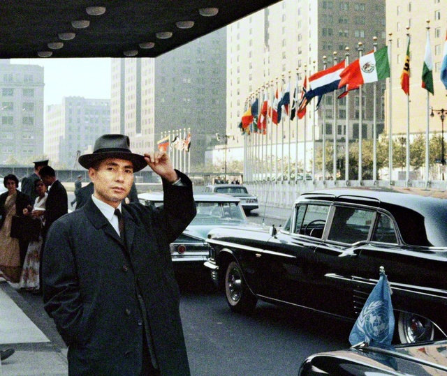 1960年10月14日、ニューヨークの国連本部を視察した池田先生