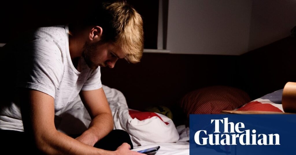 若い人のほぼ半数がインターネットのない世界を好むだろう、と英国の調査では
